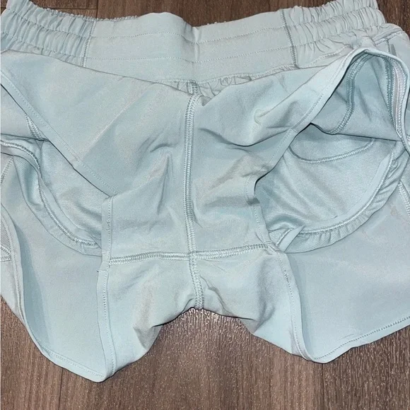 Lululemon Hotty Hot 2.5” Shorts